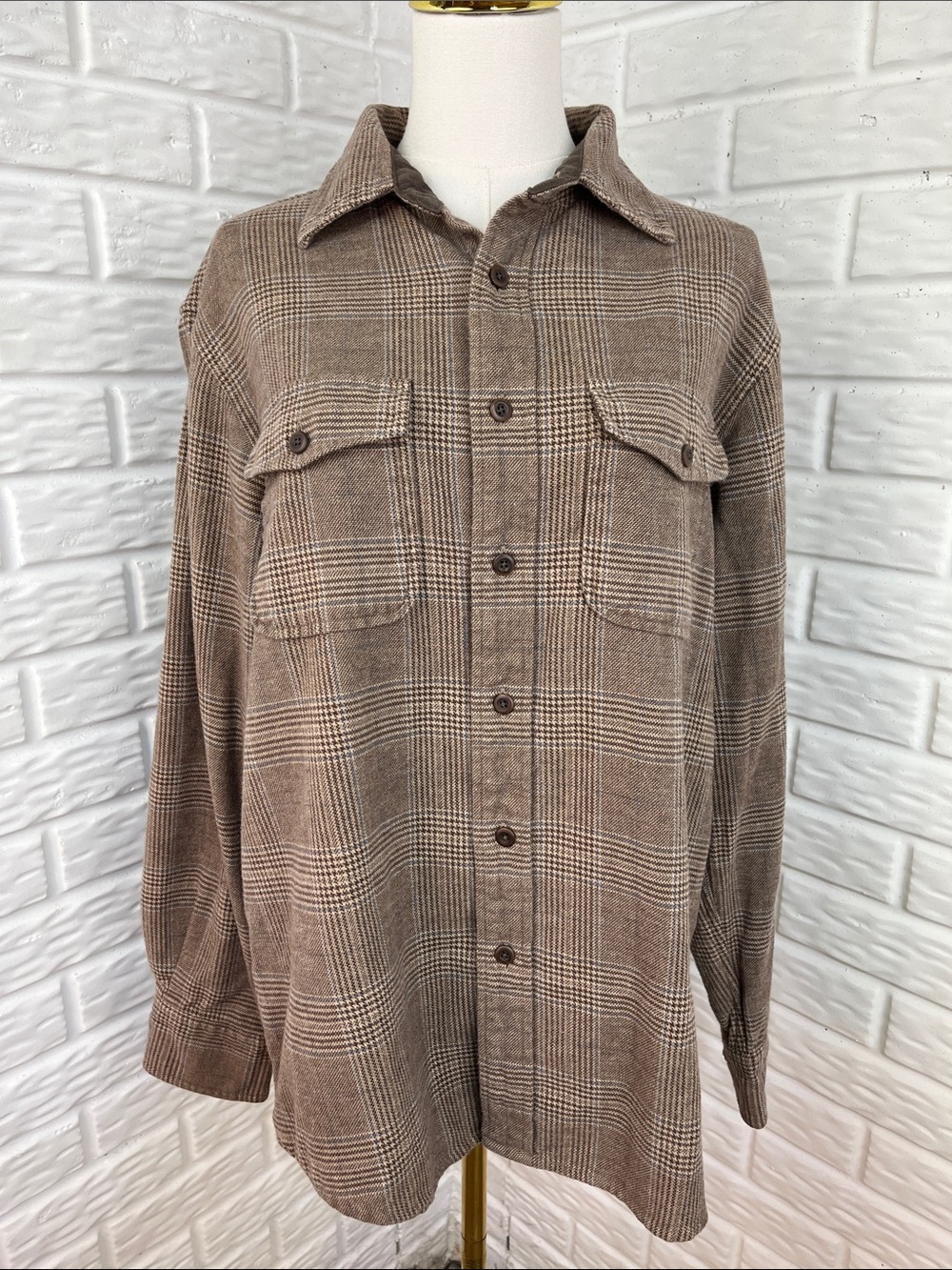 EDDIE BAUER PLAID COTTON WOOL BLEND BUTTON UP WITH PATCH ELBOWS SZ SMALL